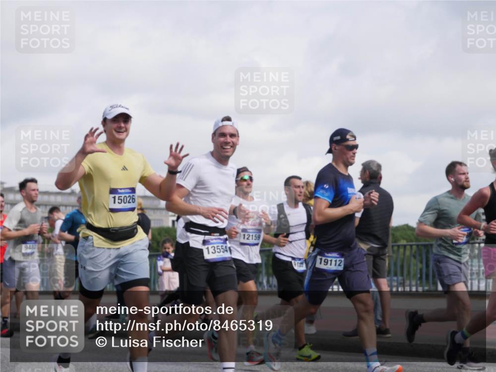 29.06.2025 - hella hamburg halbmarathon Luisa Fischer http://msf.ph/oto/8465319 29.06.2025 09:56:44 Kennedybrücke 9432, 15026, 13554, 12159, 19112, 1413, 1424, 1476, 2098, 2188, 2823, 3477, 3785, 4183, 4185, 4237, 6831, 8743, 8928, 9105, 9482, 9815 meine-sportfotos.de