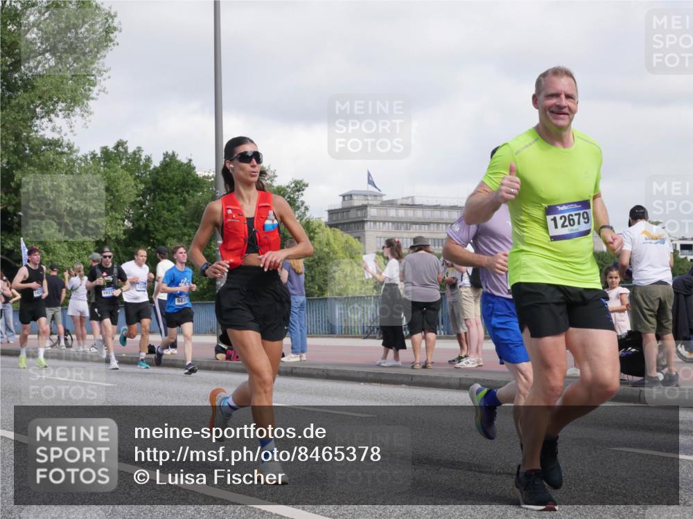 29.06.2025 - hella hamburg halbmarathon Luisa Fischer http://msf.ph/oto/8465378 29.06.2025 09:56:46 Kennedybrücke 1824, 1631, 6831, 12679, 1413, 1476, 1892, 2098, 2188, 2823, 3477, 3785, 4183, 4185, 6198, 6831, 8743, 9105, 9482, 9815, 10237 meine-sportfotos.de