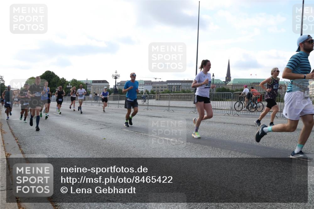 29.06.2025 - hella hamburg halbmarathon Lena Gebhardt http://msf.ph/oto/8465422 29.06.2025 09:55:09 Lombardsbrücke 8371, 1027, 8437, 5638, 10, 1200, 1683, 1696, 1706, 2207, 2222, 2274, 2287, 2367, 2411, 2592, 2596, 2816, 2955, 3208, 3209, 3258, 3435, 3747, 4093, 4121, 4189, 4832, 5102, 5399, 5447, 5638, 5705, 5708, 5884, 6027, 6158, 6290, 6389, 6662, 6723, 6836, 6923, 6938, 6978, 6991, 7052, 7312, 7335, 7659, 7908, 8117, 8371, 8437, 8482, 8487, 8657, 8693, 8889, 8981, 9031, 9038, 9051, 9093, 9159, 9476, 9661, 9710, 9869, 9931, 11333 meine-sportfotos.de