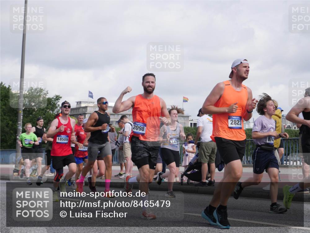 29.06.2025 - hella hamburg halbmarathon Luisa Fischer http://msf.ph/oto/8465479 29.06.2025 09:56:51 Kennedybrücke 1533, 18509, 83, 315, 2098, 1476, 2823, 874, 1098, 1171, 1413, 1476, 1892, 2098, 2188, 2823, 2842, 3477, 4183, 4185, 4270, 6198, 6266, 6831, 8743, 9619, 9815, 10237 meine-sportfotos.de