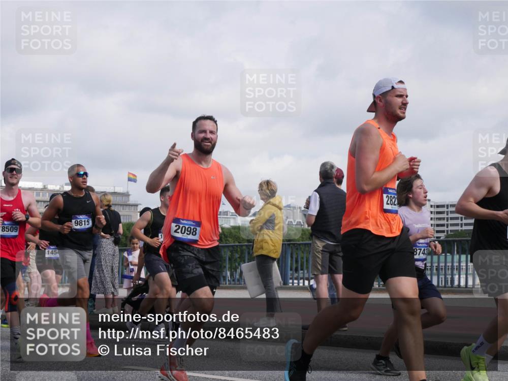 29.06.2025 - hella hamburg halbmarathon Luisa Fischer http://msf.ph/oto/8465483 29.06.2025 09:56:52 Kennedybrücke 8509, 1454, 9815, 2098, 282, 8743, 1098, 1171, 1413, 1476, 1892, 2098, 2188, 2823, 2842, 3477, 4183, 4185, 4270, 6198, 6266, 6630, 6831, 8743, 9619, 9815, 10237 meine-sportfotos.de