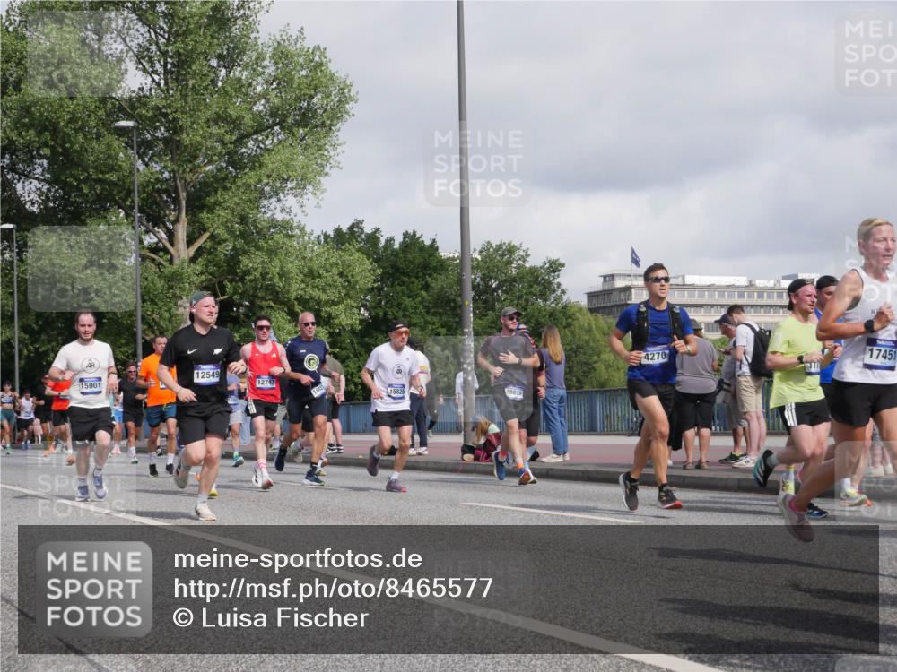 29.06.2025 - hella hamburg halbmarathon Luisa Fischer http://msf.ph/oto/8465577 29.06.2025 09:56:57 Kennedybrücke 12549, 15001, 12747, 15825, 18815, 4270, 17451, 1098, 1171, 1413, 1892, 2842, 4270, 6198, 6266, 6630, 7709, 8576, 9463, 9619, 10237, 10529 meine-sportfotos.de