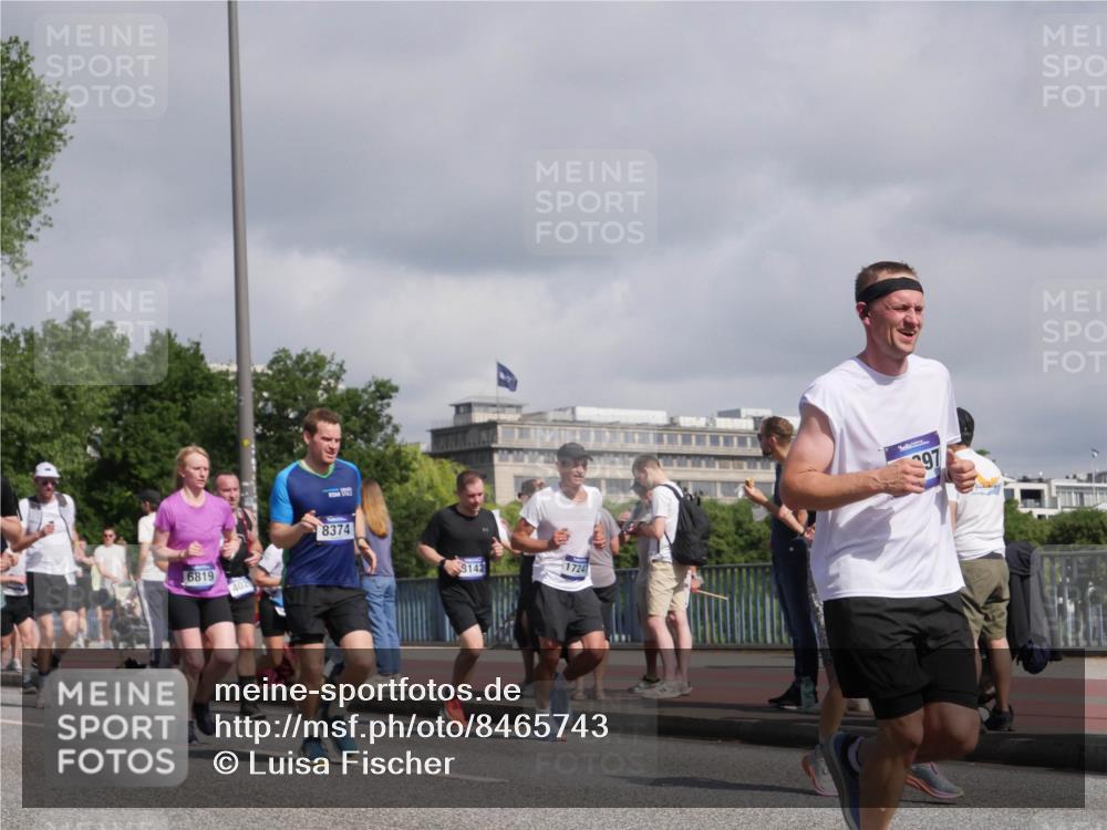 29.06.2025 - hella hamburg halbmarathon Luisa Fischer http://msf.ph/oto/8465743 29.06.2025 09:57:09 Kennedybrücke 6819, 402, 8374, 9142, 17241, 97, 1119, 1342, 1399, 1750, 1942, 2020, 2442, 2470, 2889, 4029, 4816, 5020, 5706, 6819, 7087, 7297, 8142, 8374, 9051, 10529 meine-sportfotos.de