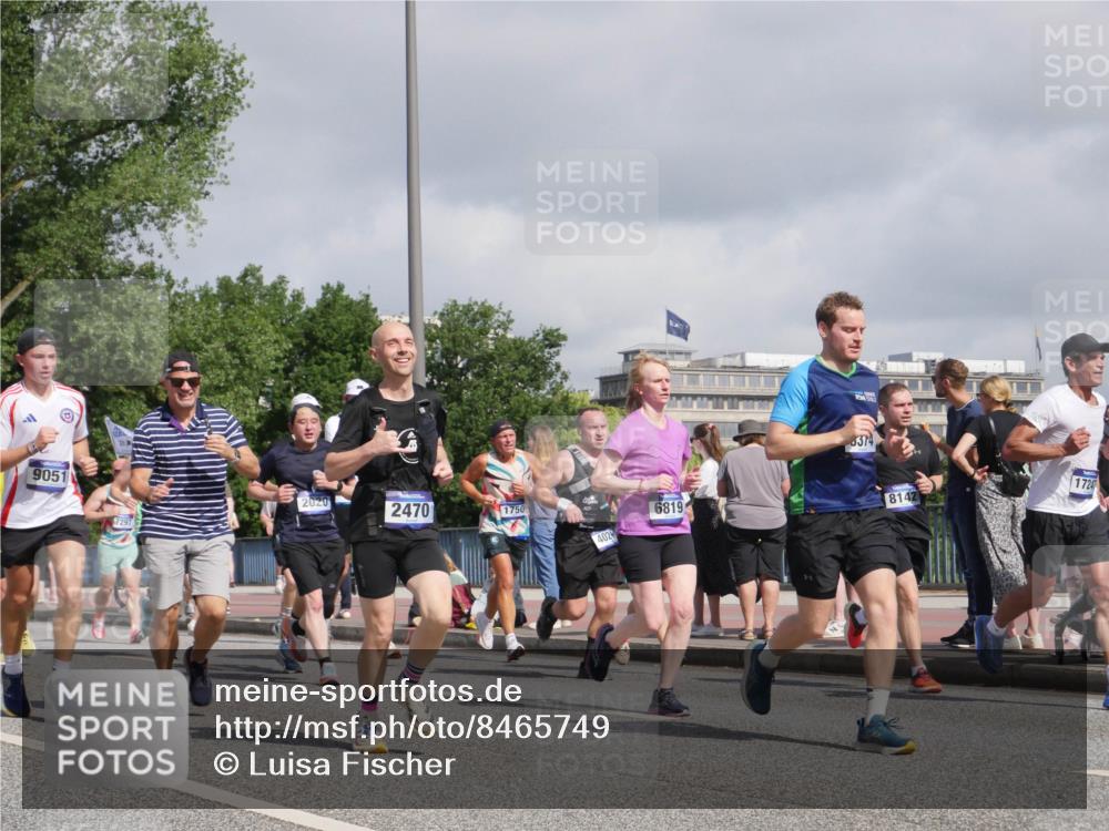 29.06.2025 - hella hamburg halbmarathon Luisa Fischer http://msf.ph/oto/8465749 29.06.2025 09:57:10 Kennedybrücke 9051, 2020, 2470, 1750, 7297, 402, 6819, 8374, 8142, 17247, 1119, 1342, 1399, 1750, 1942, 2020, 2442, 2470, 2889, 4029, 4816, 5020, 5706, 5884, 6819, 7087, 7297, 8142, 8374, 9051 meine-sportfotos.de