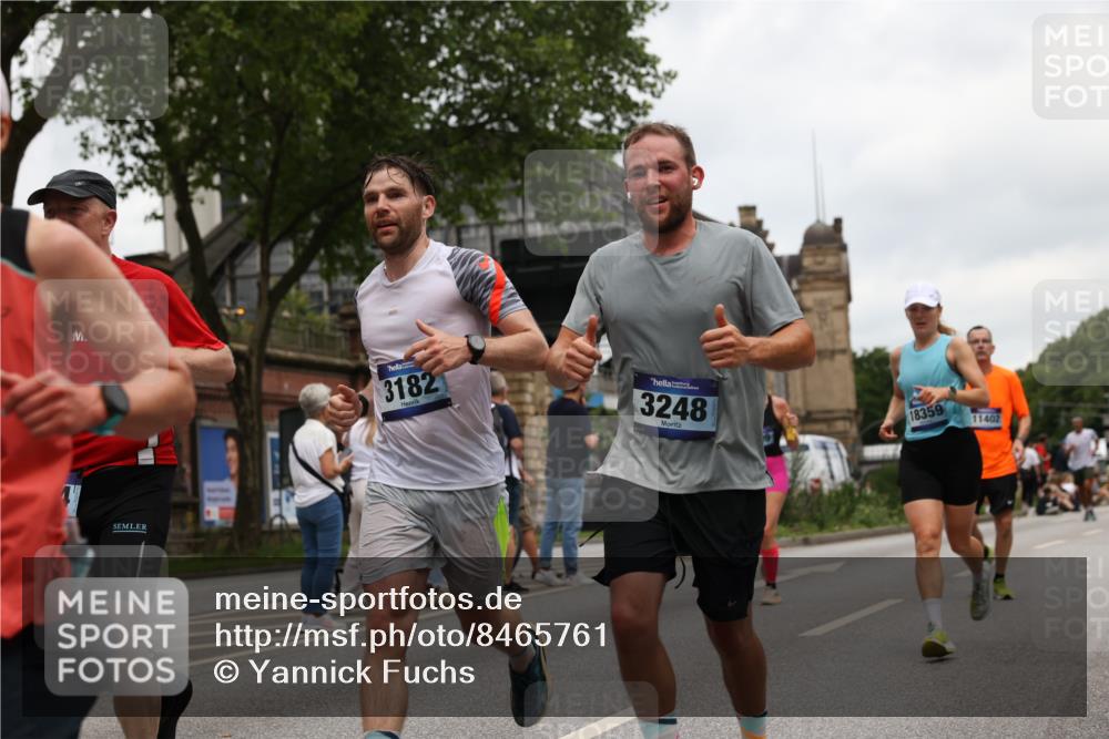 29.06.2025 - hella hamburg halbmarathon Yannick Fuchs http://msf.ph/oto/8465761 29.06.2025 10:57:13 20KM 1126, 1420, 1427, 1722, 1724, 1881, 1992, 2424, 2582, 2683, 3182, 3248, 3360, 3625, 4370, 4389, 4538, 4665, 5058, 5511, 5653, 5708, 5734, 5763, 6142, 6631, 6966, 8176, 8469, 8478, 8721, 8822, 9124, 9306, 9554, 9681, 9899, 10128, 11402, 12004, 12836, 12978, 13528, 13551, 13739, 13939, 14917, 15137, 15516, 16371, 16420, 16478, 16540, 16872, 17045, 17757, 17818, 17890, 18028, 18355, 18359, 18452, 18999, 19241 meine-sportfotos.de
