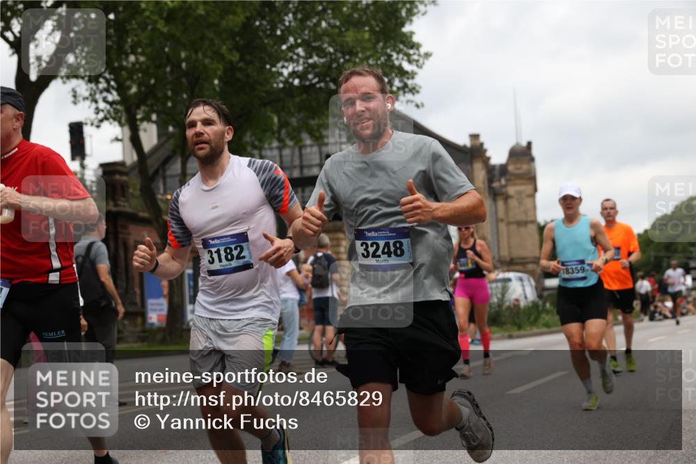 29.06.2025 - hella hamburg halbmarathon Yannick Fuchs http://msf.ph/oto/8465829 29.06.2025 10:57:14 20KM 1126, 1420, 1427, 1722, 1724, 1881, 1992, 2424, 2582, 2683, 3182, 3248, 3360, 3625, 4370, 4389, 4538, 4665, 5058, 5511, 5653, 5708, 5734, 5763, 6142, 6631, 6966, 7333, 8176, 8469, 8478, 8721, 8822, 9124, 9554, 9681, 9899, 10128, 11402, 12004, 12513, 12836, 12978, 13528, 13551, 13739, 14313, 14917, 15137, 15516, 16371, 16420, 16478, 16540, 16872, 17045, 17757, 17818, 17890, 18028, 18355, 18359, 18452, 18999, 19241 meine-sportfotos.de