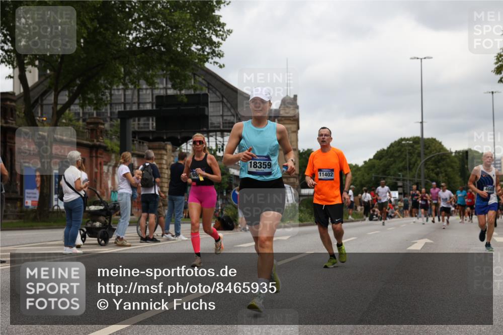 29.06.2025 - hella hamburg halbmarathon Yannick Fuchs http://msf.ph/oto/8465935 29.06.2025 10:57:14 20KM 1126, 1420, 1427, 1722, 1724, 1881, 1992, 2424, 2582, 2683, 3182, 3248, 3360, 3625, 4370, 4389, 4538, 4665, 5058, 5511, 5653, 5708, 5734, 5763, 6142, 6631, 6966, 7333, 8176, 8469, 8478, 8721, 8822, 9124, 9554, 9681, 9899, 10128, 11402, 12004, 12513, 12836, 12978, 13528, 13551, 13739, 14313, 14917, 15137, 15516, 16371, 16420, 16478, 16540, 16872, 17045, 17757, 17818, 17890, 18028, 18355, 18359, 18452, 18999, 19241 meine-sportfotos.de