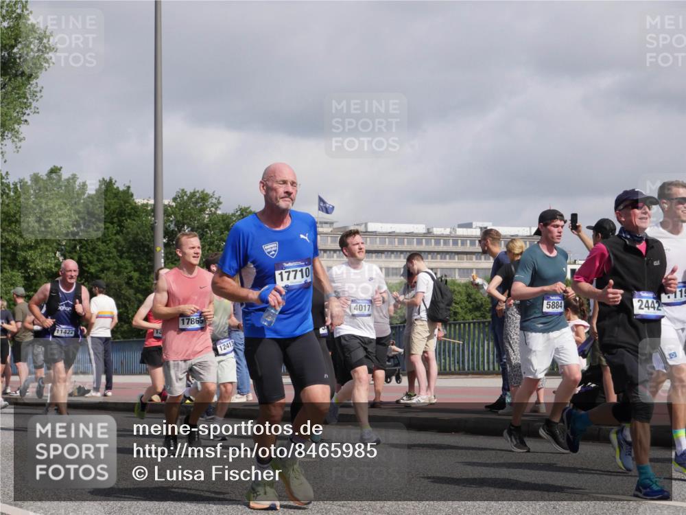 29.06.2025 - hella hamburg halbmarathon Luisa Fischer http://msf.ph/oto/8465985 29.06.2025 09:57:19 Kennedybrücke 11422, 17865, 12413, 17710, 4017, 5884, 2442, 119, 1119, 1942, 2222, 2367, 2442, 2561, 2670, 3562, 4017, 5447, 5884, 6290, 6978, 7274, 8482, 8698, 8916, 9710, 9924, 10057 meine-sportfotos.de