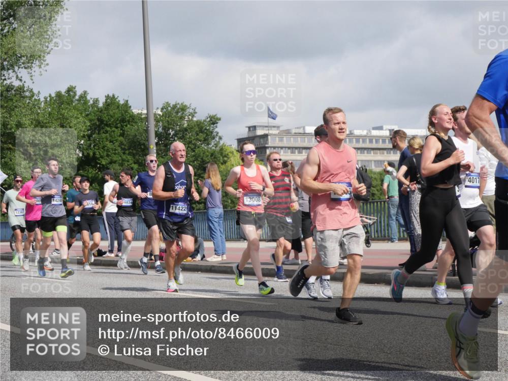 29.06.2025 - hella hamburg halbmarathon Luisa Fischer http://msf.ph/oto/8466009 29.06.2025 09:57:20 Kennedybrücke 12367, 00, 14248, 916, 6834, 11422, 13008, 4017, 1119, 1942, 2222, 2367, 2442, 2561, 2670, 3562, 4017, 5447, 5884, 6290, 6978, 6991, 7274, 8482, 8698, 8916, 9710, 9924, 10057 meine-sportfotos.de