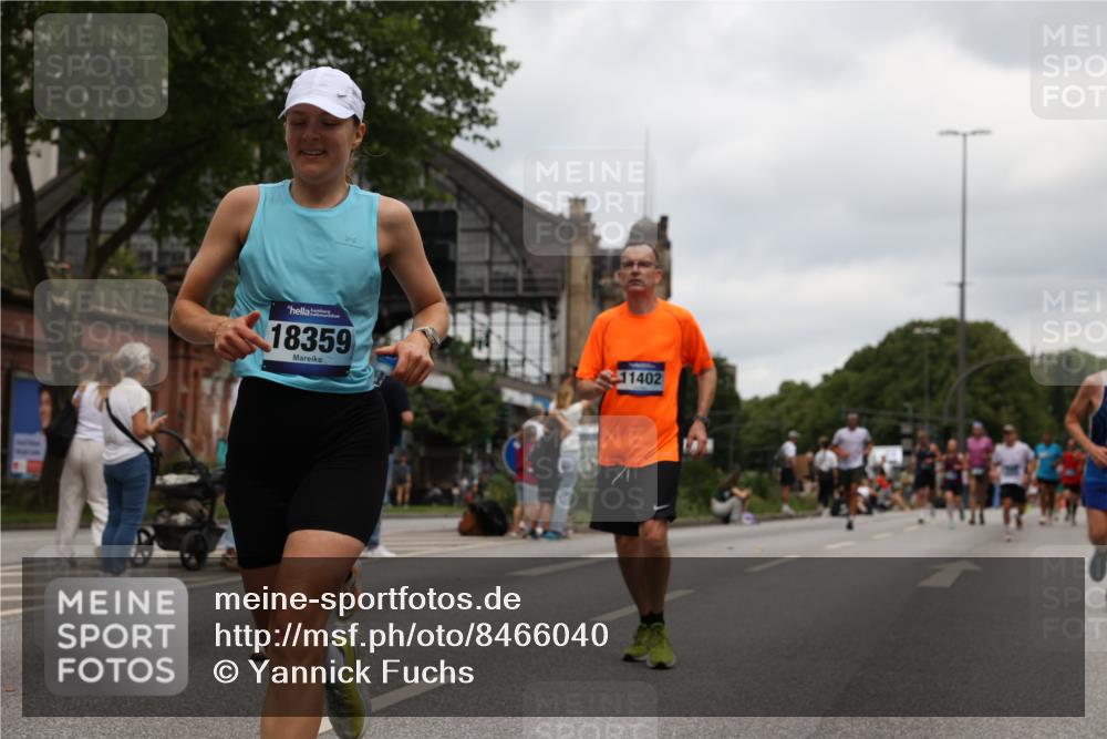 29.06.2025 - hella hamburg halbmarathon Yannick Fuchs http://msf.ph/oto/8466040 29.06.2025 10:57:15 20KM 1126, 1184, 1427, 1722, 1724, 1881, 1992, 2424, 2582, 3182, 3248, 3360, 3625, 4370, 4538, 4665, 5058, 5511, 5653, 5708, 5734, 5763, 6142, 6631, 6966, 7243, 7333, 8176, 8469, 8478, 8721, 8822, 9124, 9554, 9681, 9899, 10128, 10866, 11402, 12004, 12513, 12836, 13528, 13551, 13739, 14313, 15137, 15516, 15550, 16371, 16420, 16478, 16540, 16872, 17045, 17757, 17818, 17890, 18028, 18355, 18359, 18452, 18999, 19241 meine-sportfotos.de