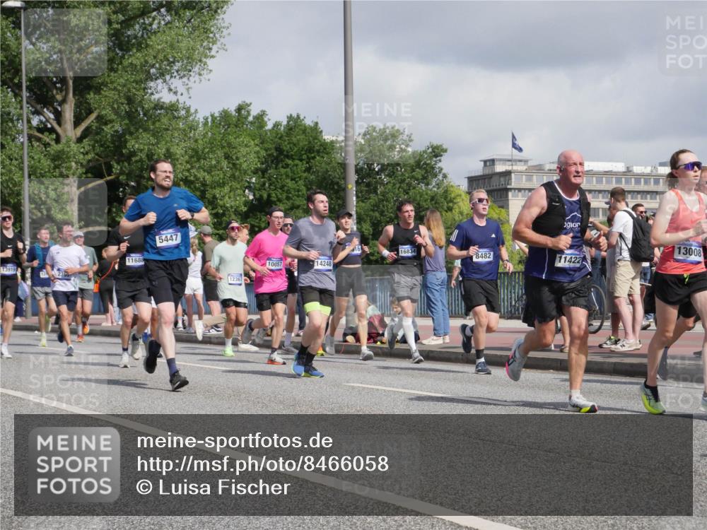 29.06.2025 - hella hamburg halbmarathon Luisa Fischer http://msf.ph/oto/8466058 29.06.2025 09:57:21 Kennedybrücke 13919, 12, 236, 11688, 5447, 12361, 16, 13008, 16834, 8482, 11422, 10057, 14248, 1119, 1942, 2222, 2367, 2442, 2561, 2670, 2816, 3562, 4017, 5447, 5884, 6290, 6978, 6991, 7274, 8482, 8698, 8916, 9710, 9924, 10057 meine-sportfotos.de