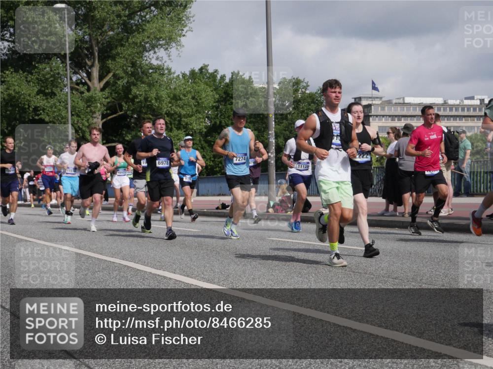 29.06.2025 - hella hamburg halbmarathon Luisa Fischer http://msf.ph/oto/8466285 29.06.2025 09:57:27 Kennedybrücke 19, 6978, 12269, 7335, 11518, 189239, 9710, 7274, 11125, 1817, 2222, 2367, 2670, 2816, 2955, 6290, 6978, 6991, 7274, 7335, 7908, 8698, 8916, 8981, 9038, 9710, 9924, 10057 meine-sportfotos.de