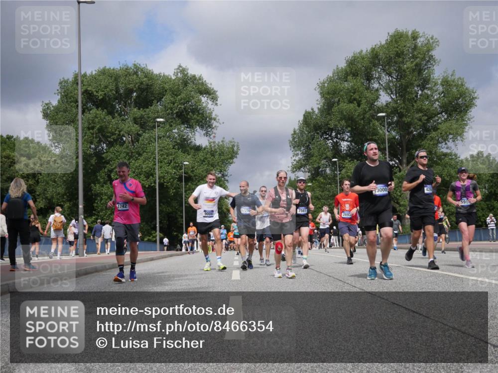 29.06.2025 - hella hamburg halbmarathon Luisa Fischer http://msf.ph/oto/8466354 29.06.2025 10:42:00 Kennedybrücke 1457, 1721, 2113, 2486, 2693, 2786, 3216, 3242, 4139, 4155, 4259, 4260, 5085, 5089, 5155, 5161, 7117, 7561, 8635, 8747, 9004 meine-sportfotos.de