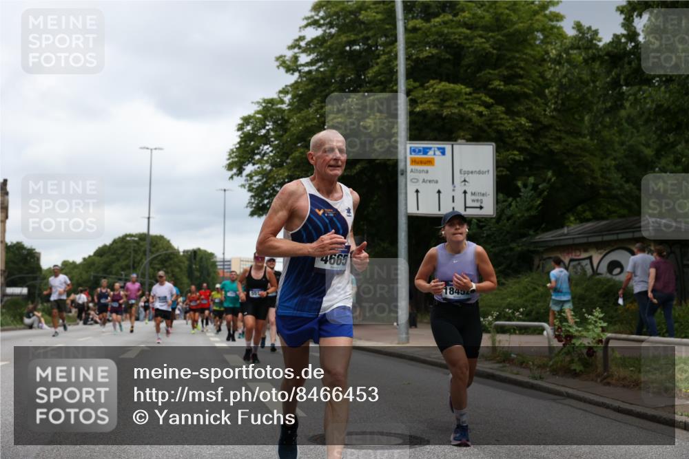 29.06.2025 - hella hamburg halbmarathon Yannick Fuchs http://msf.ph/oto/8466453 29.06.2025 10:57:18 20KM 1126, 1184, 1722, 1724, 1881, 1940, 1992, 2424, 3182, 3248, 3360, 4370, 4538, 4665, 5058, 5511, 5653, 5708, 5734, 5763, 6142, 6631, 7243, 7333, 8176, 8469, 8478, 8721, 8822, 9124, 9439, 9554, 9681, 9899, 10128, 10866, 11402, 12513, 13528, 13551, 13739, 14313, 15137, 15516, 15550, 16371, 16420, 16478, 16540, 16872, 17045, 17757, 17818, 17890, 18028, 18355, 18359, 18452, 18999, 19241 meine-sportfotos.de