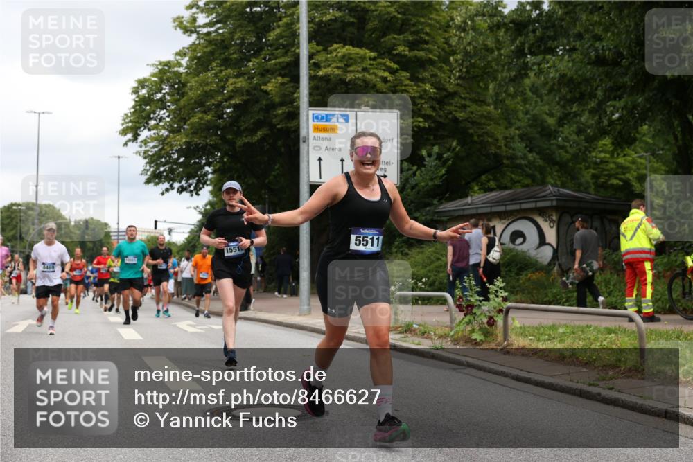 29.06.2025 - hella hamburg halbmarathon Yannick Fuchs http://msf.ph/oto/8466627 29.06.2025 10:57:20 20KM 1126, 1184, 1722, 1724, 1881, 1940, 1992, 2424, 3360, 4370, 4538, 4665, 5058, 5511, 5653, 5708, 5734, 6142, 6631, 7243, 7333, 8176, 8469, 8478, 8822, 9124, 9439, 9554, 9681, 9899, 10128, 10866, 11402, 12513, 13528, 13551, 14313, 15137, 15516, 15550, 16371, 16420, 16478, 16540, 16872, 17045, 17757, 17890, 17894, 18028, 18122, 18355, 18359, 18452, 18999, 19241 meine-sportfotos.de
