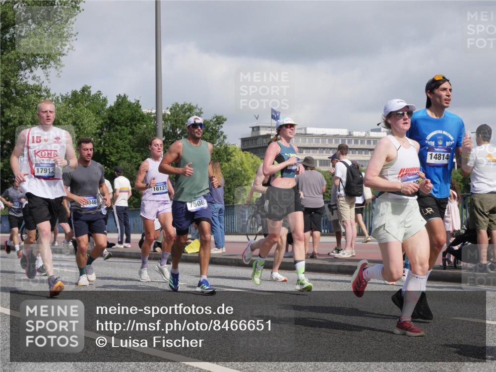 29.06.2025 - hella hamburg halbmarathon Luisa Fischer http://msf.ph/oto/8466651 29.06.2025 09:57:37 Kennedybrücke 966, 15, 17912, 346, 16127, 7508, 14814, 1549, 2592, 2596, 2955, 6389, 6723, 6923, 7508, 7908, 8657, 9661, 9931 meine-sportfotos.de