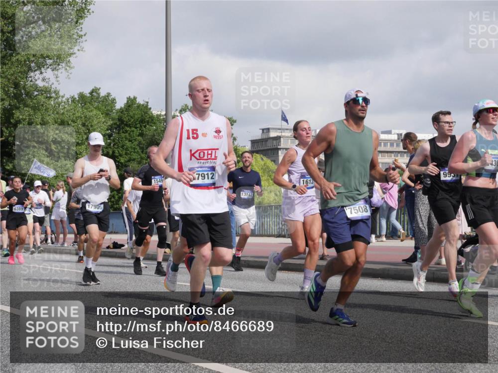 29.06.2025 - hella hamburg halbmarathon Luisa Fischer http://msf.ph/oto/8466689 29.06.2025 09:57:38 Kennedybrücke 6389, 592, 17905, 1549, 15, 7912, 13147, 1612, 7508, 995, 436, 1549, 2592, 2596, 2955, 4832, 6389, 6723, 6923, 7508, 8117, 8657, 9661, 9931 meine-sportfotos.de
