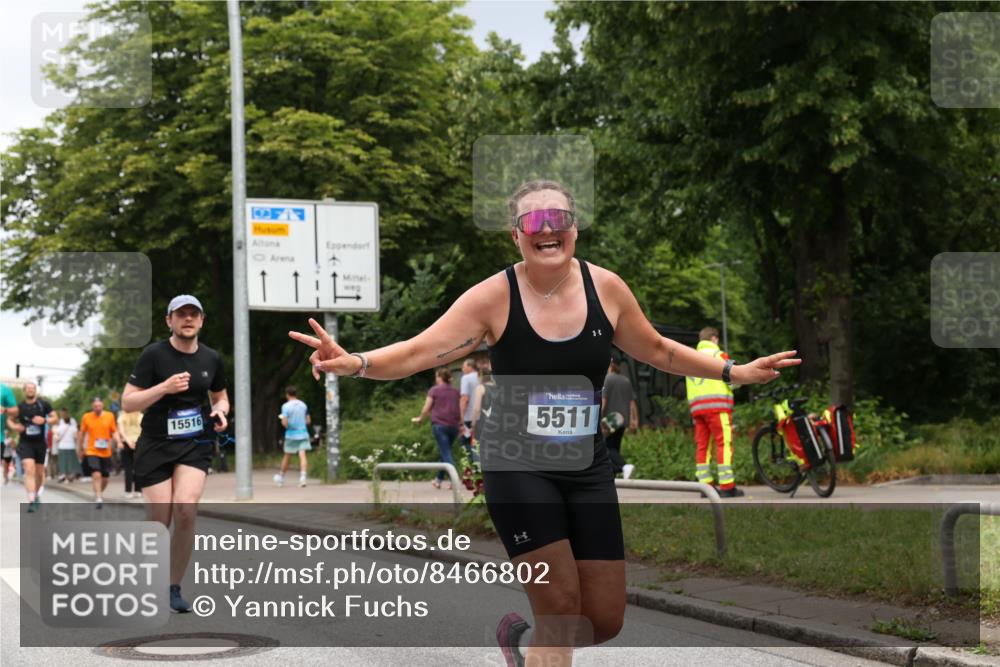 29.06.2025 - hella hamburg halbmarathon Yannick Fuchs http://msf.ph/oto/8466802 29.06.2025 10:57:21 20KM 1184, 1316, 1722, 1724, 1881, 1940, 1992, 2424, 3360, 4370, 4538, 4665, 5058, 5511, 5653, 5708, 5734, 6142, 6631, 7243, 7333, 8469, 8478, 8822, 9124, 9439, 9554, 9681, 9899, 10128, 10866, 11402, 12513, 13528, 13551, 14313, 15137, 15516, 15550, 16371, 16420, 16478, 16540, 16872, 17045, 17757, 17890, 17894, 18028, 18122, 18355, 18359, 18452, 18999, 19241 meine-sportfotos.de
