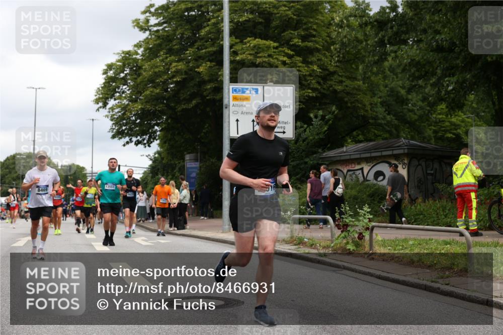 29.06.2025 - hella hamburg halbmarathon Yannick Fuchs http://msf.ph/oto/8466931 29.06.2025 10:57:22 20KM 1184, 1316, 1722, 1724, 1881, 1940, 1992, 2424, 3360, 4370, 4665, 5058, 5305, 5511, 5653, 5734, 6142, 6631, 7243, 7333, 8469, 8478, 8822, 9124, 9439, 9554, 9681, 9899, 10128, 10766, 10866, 11402, 11527, 12513, 13528, 13551, 14313, 15137, 15516, 15550, 16371, 16478, 16872, 17757, 17890, 17894, 18028, 18122, 18355, 18359, 18452, 18999, 19241 meine-sportfotos.de