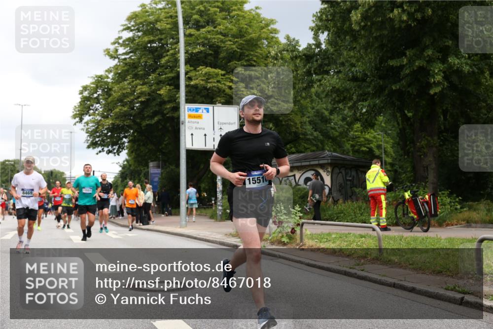 29.06.2025 - hella hamburg halbmarathon Yannick Fuchs http://msf.ph/oto/8467018 29.06.2025 10:57:22 20KM 1184, 1316, 1722, 1724, 1881, 1940, 1992, 2424, 3360, 4370, 4665, 5058, 5305, 5511, 5653, 5734, 6142, 6631, 7243, 7333, 8469, 8478, 8822, 9124, 9439, 9554, 9681, 9899, 10128, 10766, 10866, 11402, 11527, 12513, 13528, 13551, 14313, 15137, 15516, 15550, 16371, 16478, 16872, 17757, 17890, 17894, 18028, 18122, 18355, 18359, 18452, 18999, 19241 meine-sportfotos.de
