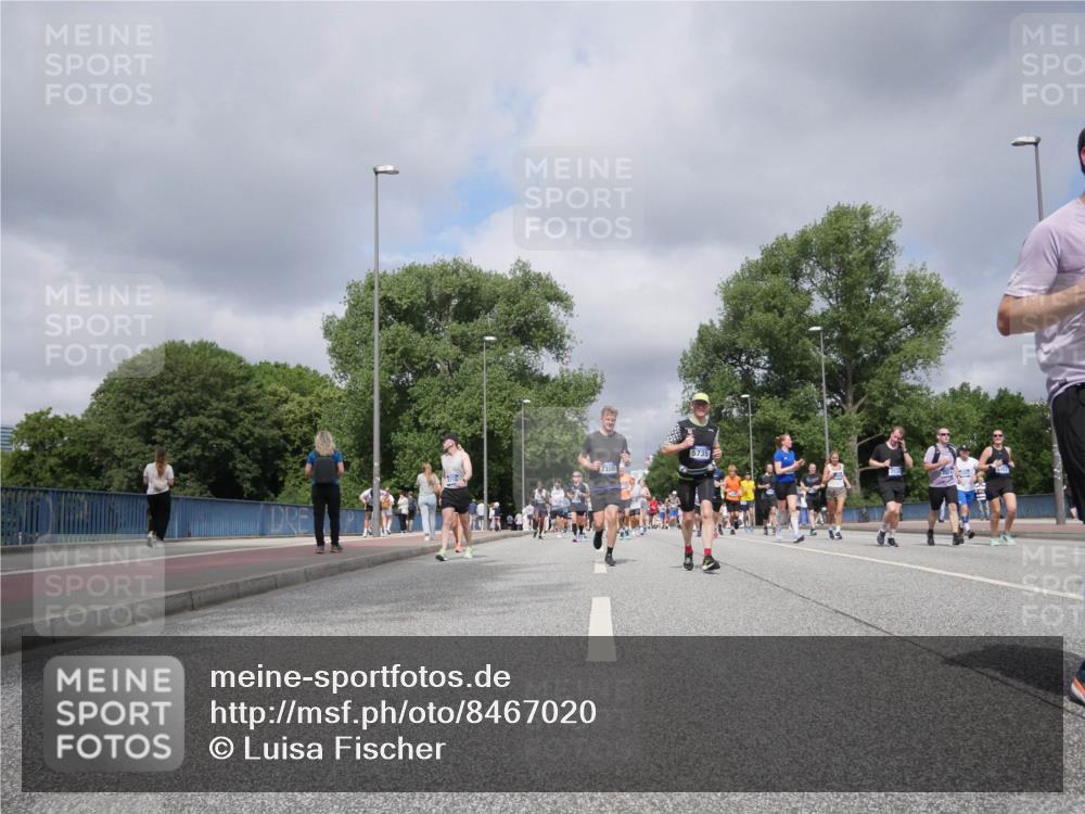 29.06.2025 - hella hamburg halbmarathon Luisa Fischer http://msf.ph/oto/8467020 29.06.2025 10:42:19 Kennedybrücke 5735, 1451, 1856, 1883, 2092, 2524, 2534, 2660, 3307, 4028, 4410, 4603, 4964, 5735, 7341, 7350, 7589, 7815, 10604, 10696 meine-sportfotos.de