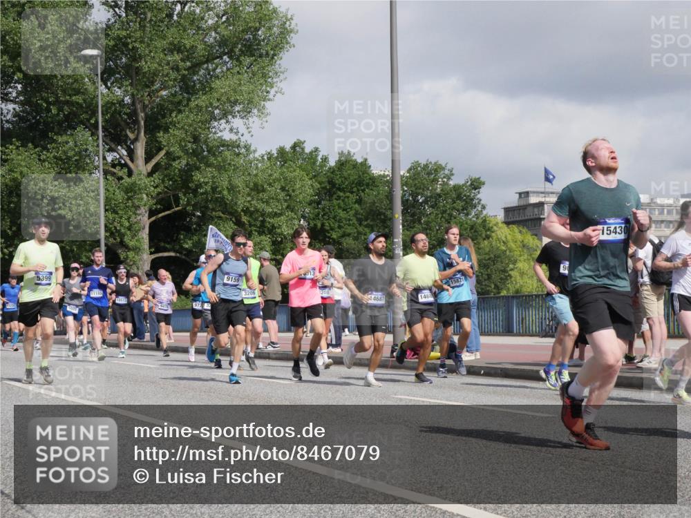 29.06.2025 - hella hamburg halbmarathon Luisa Fischer http://msf.ph/oto/8467079 29.06.2025 09:57:50 Kennedybrücke 5399, 11185, 18513, 9476, 972, 32, 9159, 3209, 15871, 1208, 4687, 1468, 90, 15430, 2274, 3208, 3209, 3258, 4832, 5399, 5705, 6158, 8117, 8437, 8889, 9031, 9032, 9093, 9159, 9476, 9649, 9720, 9869, 10122, 10423, 10868 meine-sportfotos.de