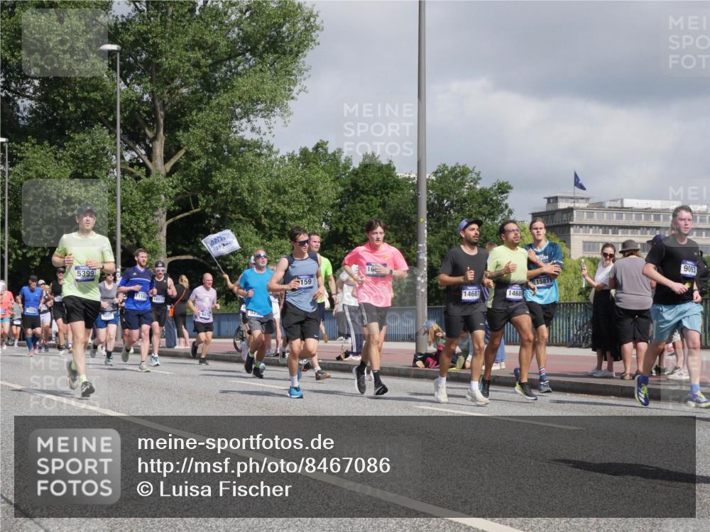 29.06.2025 - hella hamburg halbmarathon Luisa Fischer http://msf.ph/oto/8467086 29.06.2025 09:57:51 Kennedybrücke 5399, 9031, 1903, 11185, 18513, 325, 9093, 159, 15871, 14687, 1468, 2274, 3208, 3209, 3258, 3747, 4093, 4832, 5399, 5705, 6158, 7659, 8117, 8437, 8889, 9031, 9032, 9093, 9159, 9476, 9649, 9720, 9869, 10122, 10423, 10868 meine-sportfotos.de