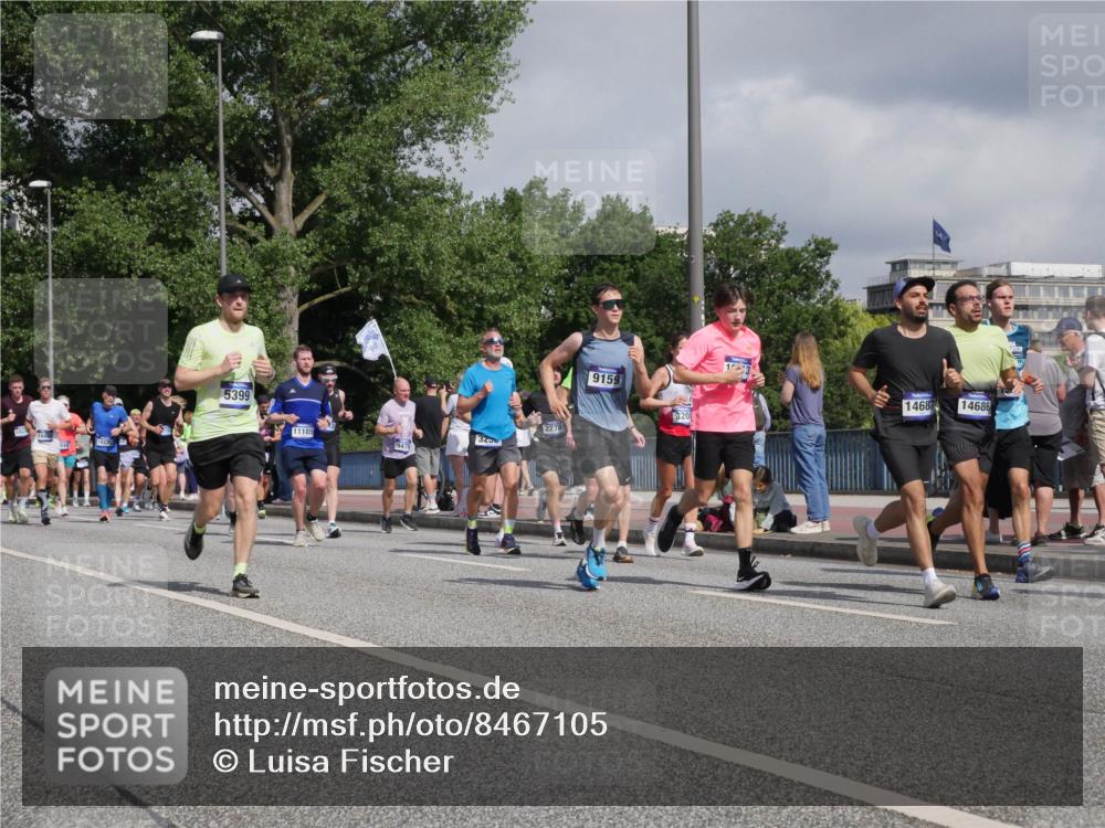 29.06.2025 - hella hamburg halbmarathon Luisa Fischer http://msf.ph/oto/8467105 29.06.2025 09:57:51 Kennedybrücke 5399, 11185, 3256, 2274, 9159, 320, 13, 14687, 14686, 2274, 3208, 3209, 3258, 3747, 4093, 4832, 5399, 5705, 6158, 7659, 8117, 8437, 8889, 9031, 9032, 9093, 9159, 9476, 9649, 9720, 9869, 10122, 10423, 10868 meine-sportfotos.de