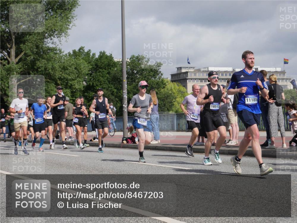 29.06.2025 - hella hamburg halbmarathon Luisa Fischer http://msf.ph/oto/8467203 29.06.2025 09:57:55 Kennedybrücke 18430, 18228, 16110, 889, 9869, 9031, 9476, 11185, 18513, 2274, 2287, 2411, 3087, 3208, 3209, 3258, 3747, 4093, 5102, 5399, 5638, 6027, 6158, 6662, 6836, 7659, 8218, 8371, 8437, 8693, 8889, 9031, 9032, 9093, 9159, 9476, 9649, 9720, 9869, 10053, 10423 meine-sportfotos.de