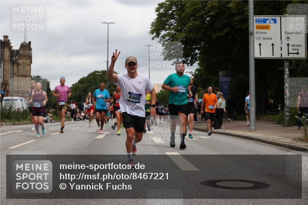 29.06.2025 - hella hamburg halbmarathon Yannick Fuchs http://msf.ph/oto/8467221 29.06.2025 10:57:23 20KM 1184, 1316, 1722, 1724, 1940, 1992, 2424, 3360, 4370, 4665, 5058, 5305, 5511, 5653, 5734, 6142, 6631, 7243, 7333, 8469, 8478, 8822, 9124, 9439, 9554, 9681, 9899, 10128, 10766, 10866, 11402, 11527, 12513, 13528, 13551, 14313, 15137, 15516, 15550, 16371, 16478, 16872, 17071, 17757, 17890, 17894, 18028, 18122, 18355, 18359, 18452, 19241 meine-sportfotos.de