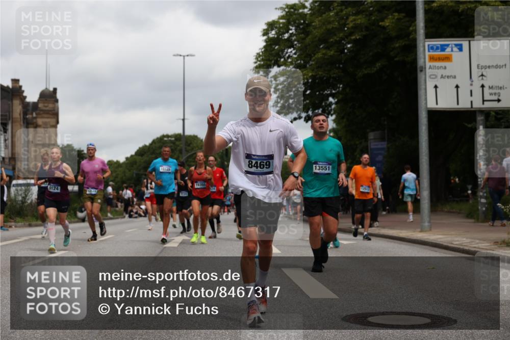 29.06.2025 - hella hamburg halbmarathon Yannick Fuchs http://msf.ph/oto/8467317 29.06.2025 10:57:23 20KM 1184, 1316, 1722, 1724, 1940, 1992, 2424, 3360, 4370, 4665, 5058, 5305, 5511, 5653, 5734, 6142, 6631, 7243, 7333, 8469, 8478, 8822, 9124, 9439, 9554, 9681, 9899, 10128, 10766, 10866, 11402, 11527, 12513, 13528, 13551, 14313, 15137, 15516, 15550, 16371, 16478, 16872, 17071, 17757, 17890, 17894, 18028, 18122, 18355, 18359, 18452, 19241 meine-sportfotos.de