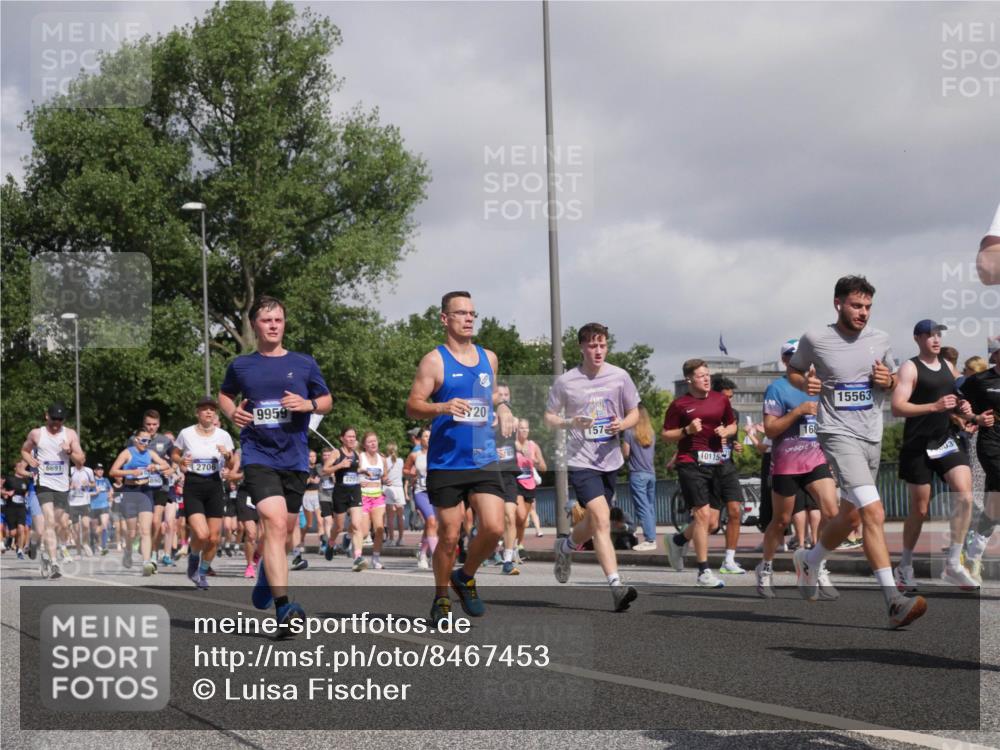 29.06.2025 - hella hamburg halbmarathon Luisa Fischer http://msf.ph/oto/8467453 29.06.2025 09:58:13 Kennedybrücke 6691, 2706, 9959, 20, 757, 10115, 168, 15563, 1200, 1630, 1683, 1696, 2207, 2706, 2708, 3213, 3985, 4121, 4189, 4345, 4847, 4890, 5421, 5459, 5915, 6009, 6054, 6421, 6532, 6691, 6938, 7312, 8139, 8153, 8205, 8216, 8302, 8454, 8577, 8720, 8856, 8899, 8927, 8955, 9386, 9529, 9786, 9959, 10115, 10263 meine-sportfotos.de