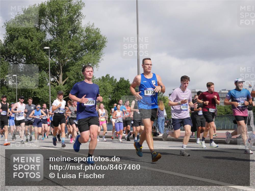 29.06.2025 - hella hamburg halbmarathon Luisa Fischer http://msf.ph/oto/8467460 29.06.2025 09:58:13 Kennedybrücke 14062, 120, 6691, 4890, 4610, 2706, 959, 8454, 3213, 8720, 1, 15741, 10115, 168, 1200, 1630, 1683, 1696, 2207, 2706, 2708, 3213, 3985, 4121, 4189, 4345, 4847, 4890, 5421, 5459, 5915, 6009, 6054, 6421, 6532, 6691, 6938, 7312, 8139, 8153, 8205, 8216, 8302, 8454, 8577, 8720, 8856, 8899, 8927, 8955, 9386, 9529, 9786, 9959, 10115, 10263 meine-sportfotos.de