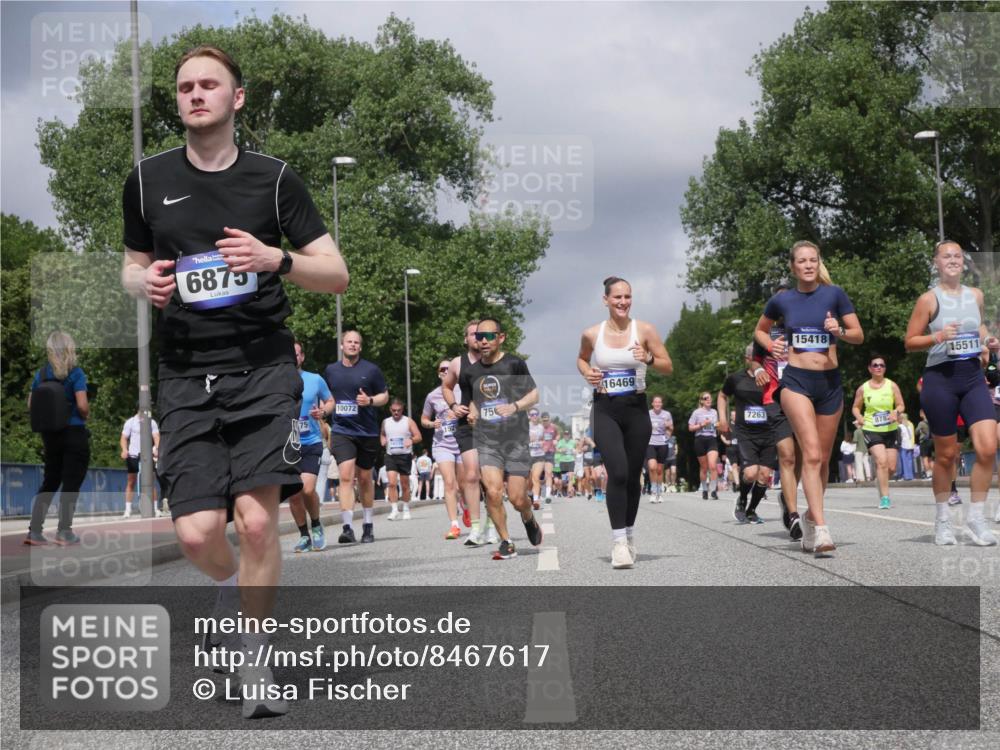 29.06.2025 - hella hamburg halbmarathon Luisa Fischer http://msf.ph/oto/8467617 29.06.2025 10:42:31 Kennedybrücke 6875, 16469, 10072, 75, 15418, 7263, 878, 15511, 2092, 2498, 6112, 6342, 6343, 7263, 7684, 7815, 8783, 10315, 10604, 10696 meine-sportfotos.de