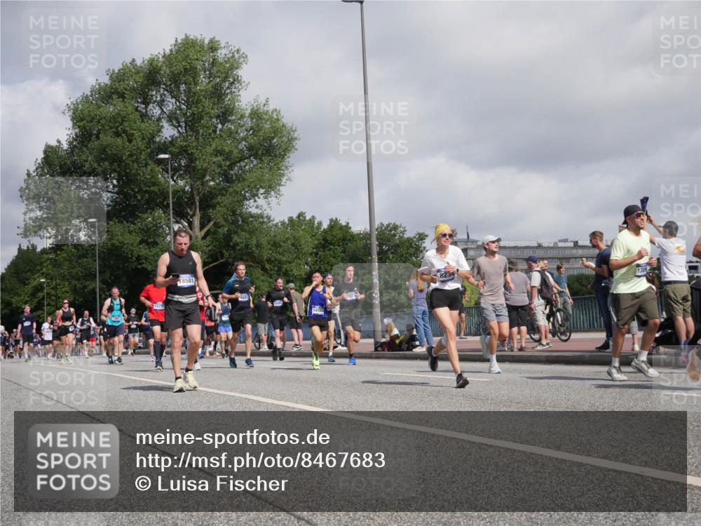 29.06.2025 - hella hamburg halbmarathon Luisa Fischer http://msf.ph/oto/8467683 29.06.2025 09:58:26 Kennedybrücke 1461, 1573, 18581, 14511, 8234, 138, 1151, 1216, 1461, 1689, 1706, 3654, 3692, 4033, 4088, 4127, 4324, 4601, 7056, 7269, 7332, 7367, 7657, 8234, 8977, 9491, 9551, 9934 meine-sportfotos.de
