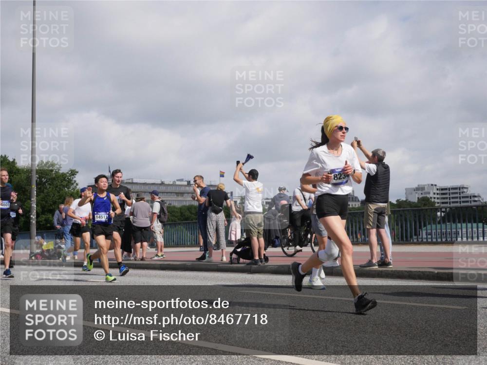 29.06.2025 - hella hamburg halbmarathon Luisa Fischer http://msf.ph/oto/8467718 29.06.2025 09:58:27 Kennedybrücke 4601, 14511, 8234, 1151, 1216, 1461, 1689, 1706, 3654, 3692, 4033, 4088, 4127, 4324, 4601, 4938, 6481, 7056, 7269, 7332, 7367, 7657, 8234, 8977, 9491, 9551, 9934, 10811 meine-sportfotos.de
