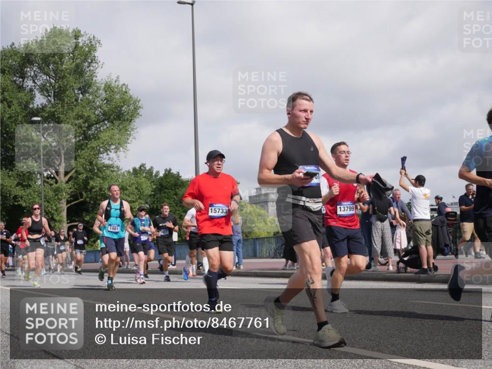 29.06.2025 - hella hamburg halbmarathon Luisa Fischer http://msf.ph/oto/8467761 29.06.2025 09:58:30 Kennedybrücke 1461, 220, 7657, 15733, 13799, 1151, 1216, 1461, 1689, 3654, 3945, 4033, 4127, 4324, 4601, 4938, 6481, 7056, 7224, 7269, 7332, 7657, 8234, 8977, 9491, 9551, 9934, 10811 meine-sportfotos.de