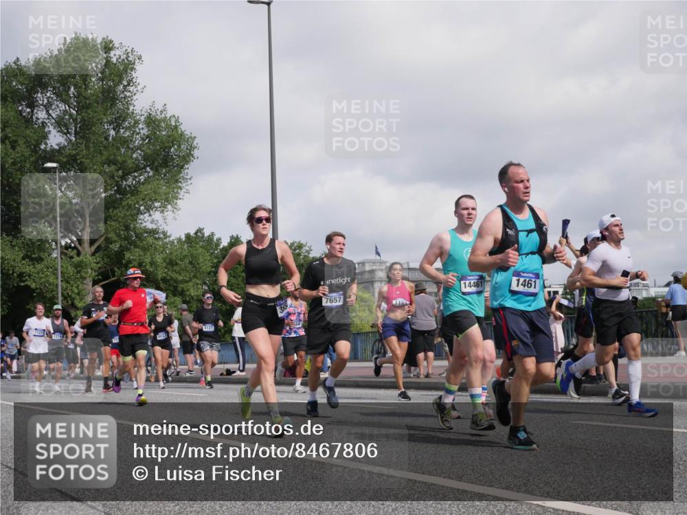 29.06.2025 - hella hamburg halbmarathon Luisa Fischer http://msf.ph/oto/8467806 29.06.2025 09:58:32 Kennedybrücke 1121, 1216, 350, 7657, 115, 14461, 1461, 1151, 1216, 1461, 1689, 3654, 3945, 4033, 4127, 4601, 4938, 6481, 7056, 7100, 7224, 7269, 7332, 7657, 9491, 9551, 9934, 10811 meine-sportfotos.de
