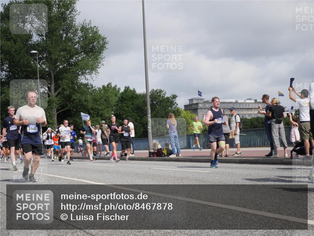 29.06.2025 - hella hamburg halbmarathon Luisa Fischer http://msf.ph/oto/8467878 29.06.2025 09:58:37 Kennedybrücke 14791, 3945, 7224, 5708, 17173, 1143, 1151, 1216, 1689, 2260, 3060, 3399, 3945, 4033, 4127, 4346, 4938, 5708, 6134, 6481, 6994, 7100, 7224, 7332, 8390, 8821, 9551, 9934, 10596, 10811 meine-sportfotos.de