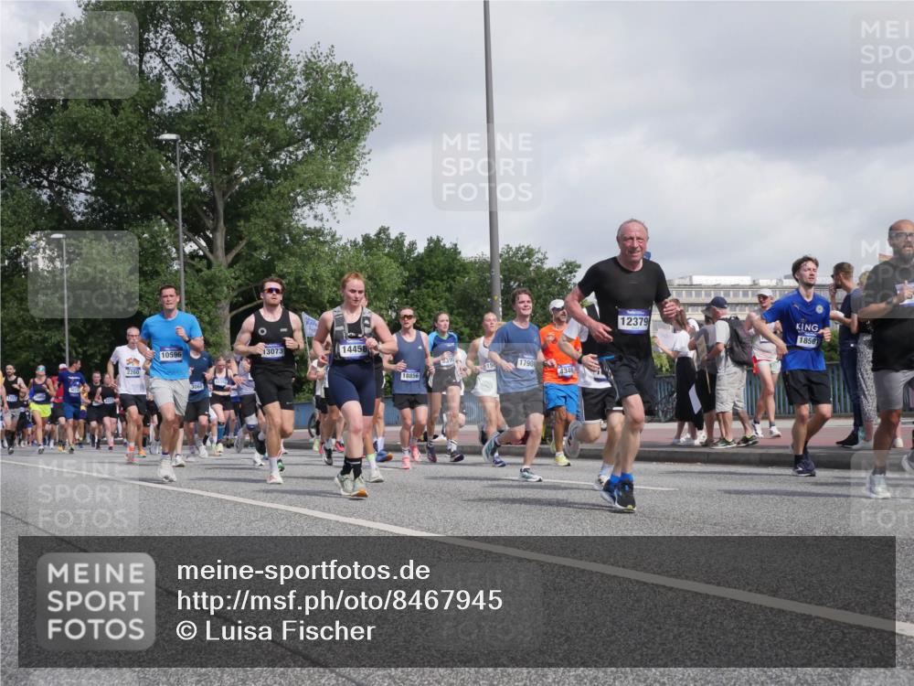 29.06.2025 - hella hamburg halbmarathon Luisa Fischer http://msf.ph/oto/8467945 29.06.2025 09:58:42 Kennedybrücke 2260, 10596, 15392, 13073, 14458, 15, 18856, 17908, 4346, 12379, 1850, 1143, 1257, 1267, 1507, 2250, 2260, 2504, 2818, 2884, 3060, 3399, 3543, 4346, 4557, 5116, 5708, 6115, 6134, 6168, 6994, 7100, 7224, 8273, 8390, 8668, 8821, 9074, 10596, 10603 meine-sportfotos.de