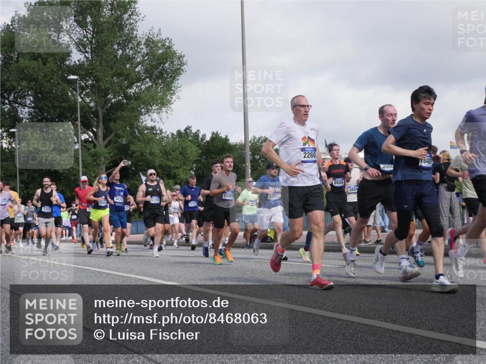 29.06.2025 - hella hamburg halbmarathon Luisa Fischer http://msf.ph/oto/8468063 29.06.2025 09:58:47 Kennedybrücke 9074, 10603, 1257, 57, 5116, 15157, 11009, 827, 1507, 2260, 8668, 2884, 306, 8487, 1143, 1257, 1267, 1507, 1592, 1976, 2250, 2260, 2504, 2818, 2884, 3060, 3399, 3543, 4346, 4557, 5116, 5708, 6115, 6134, 6168, 8273, 8390, 8668, 8821, 8989, 9074, 10408, 10596, 10603 meine-sportfotos.de