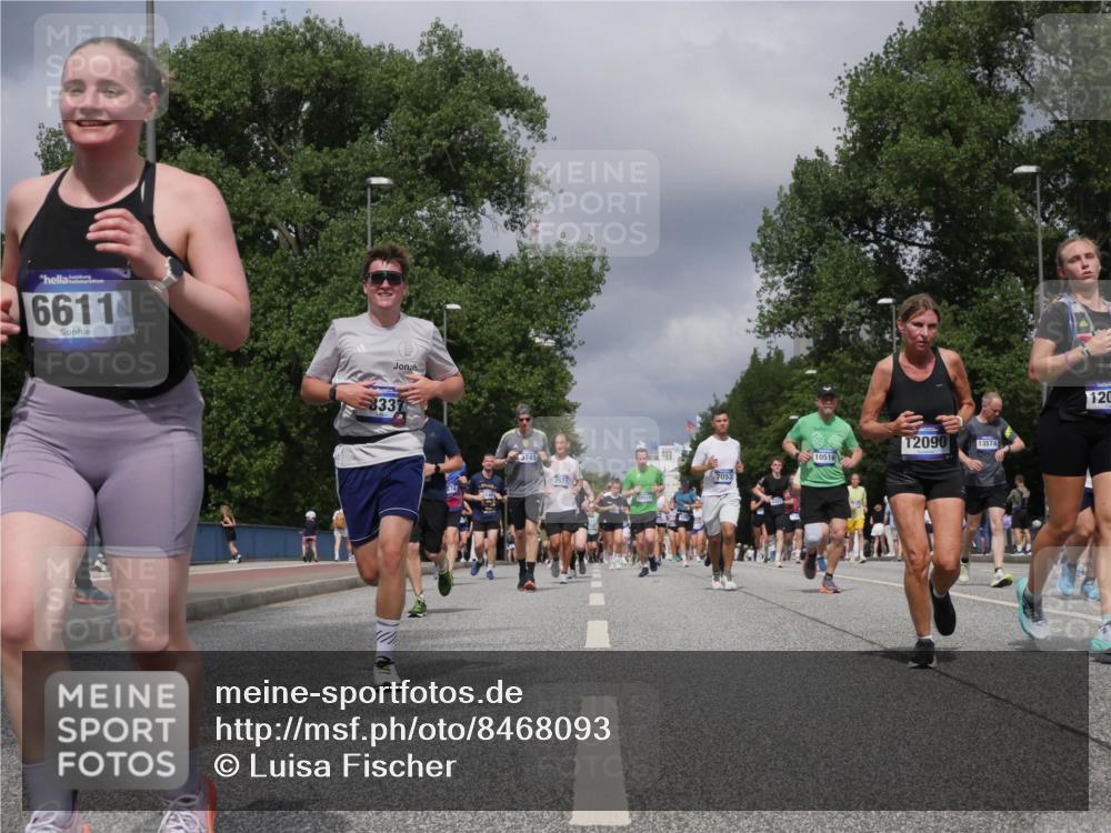 29.06.2025 - hella hamburg halbmarathon Luisa Fischer http://msf.ph/oto/8468093 29.06.2025 10:42:44 Kennedybrücke 6611, 8337, 2090, 13574, 10516, 2571, 7053, 120, 1232, 2893, 6321, 6611, 7053, 8243, 8367, 8457, 9393, 9708, 10001, 10516, 10554 meine-sportfotos.de