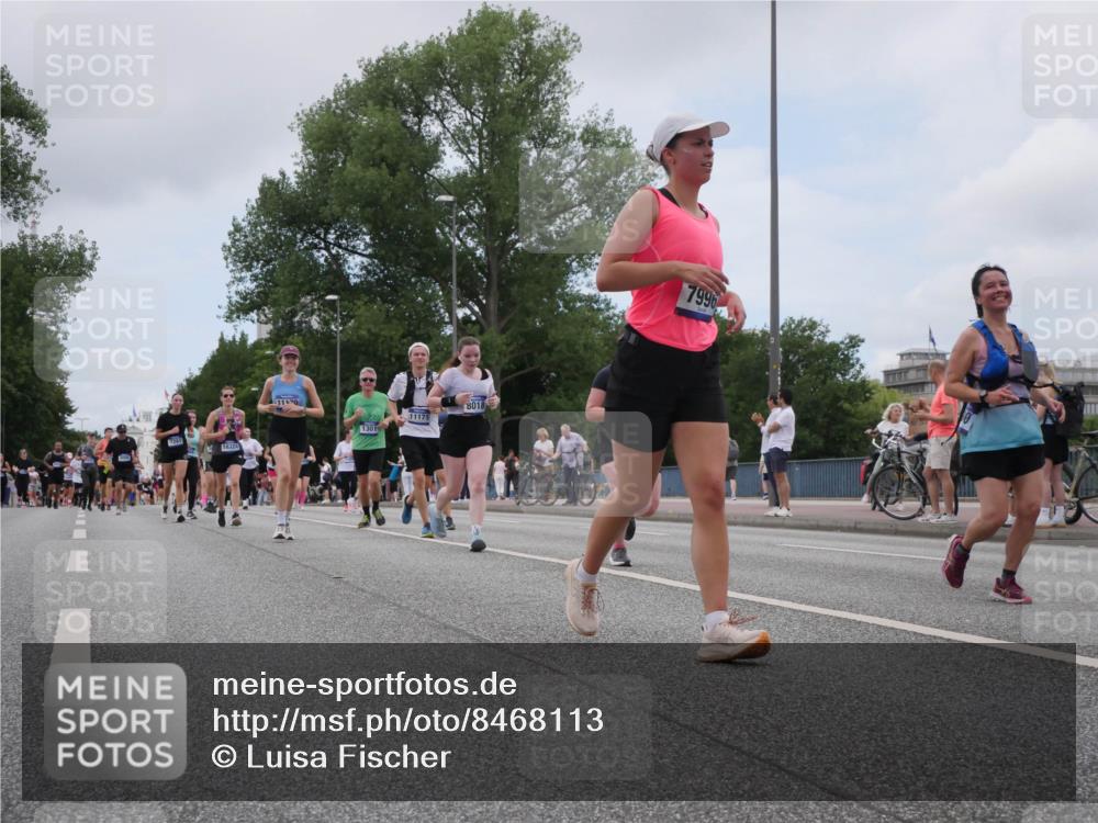 29.06.2025 - hella hamburg halbmarathon Luisa Fischer http://msf.ph/oto/8468113 29.06.2025 11:13:42 Kennedybrücke 16324, 11170, 8018, 11171, 1301, 7996, 1299, 1301, 2726, 3472, 3498, 3500, 4790, 4956, 5402, 7261, 7996, 8018, 9827 meine-sportfotos.de