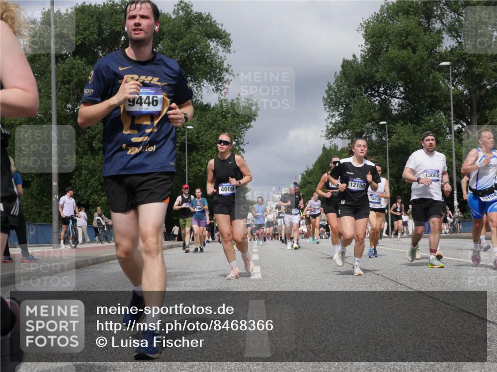 29.06.2025 - hella hamburg halbmarathon Luisa Fischer http://msf.ph/oto/8468366 29.06.2025 10:42:53 Kennedybrücke 9446, 4609, 14, 12150, 15536, 13060, 19104, 3353, 3727, 4523, 4659, 4855, 6321, 6698, 7125, 7501, 8457, 9455, 9708 meine-sportfotos.de
