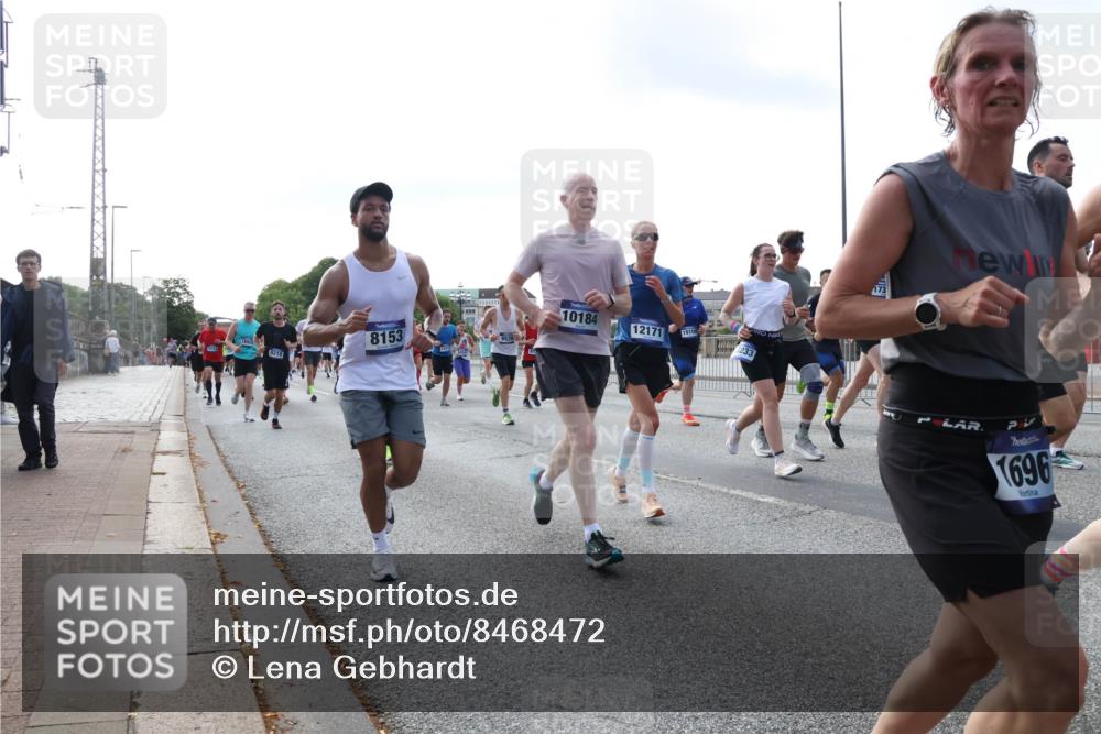 29.06.2025 - hella hamburg halbmarathon Lena Gebhardt http://msf.ph/oto/8468472 29.06.2025 09:55:23 Lombardsbrücke 8153, 6218, 10184, 12171, 19109, 173, 1696, 1120, 1151, 1200, 1683, 1696, 1706, 1884, 1976, 2207, 2274, 2287, 2411, 2706, 2708, 2718, 2816, 3087, 3213, 3258, 3435, 3747, 3985, 4088, 4093, 4121, 4189, 4847, 4890, 4938, 5102, 5399, 5421, 5459, 5638, 5705, 5708, 5915, 6009, 6027, 6054, 6158, 6389, 6421, 6532, 6662, 6691, 6836, 6923, 6938, 6991, 7052, 7312, 7659, 8371, 8437, 8487, 8693, 8889, 9031, 9093, 9159, 9476, 9661, 9869, 9931, 11333 meine-sportfotos.de