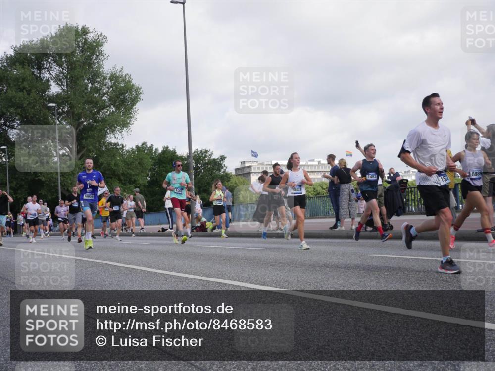 29.06.2025 - hella hamburg halbmarathon Luisa Fischer http://msf.ph/oto/8468583 29.06.2025 09:58:58 Kennedybrücke 18836, 16877, 1061, 1452, 15831, 152, 8989, 1061, 1120, 1452, 1502, 1592, 1976, 2953, 5607, 7583, 7943, 8989 meine-sportfotos.de