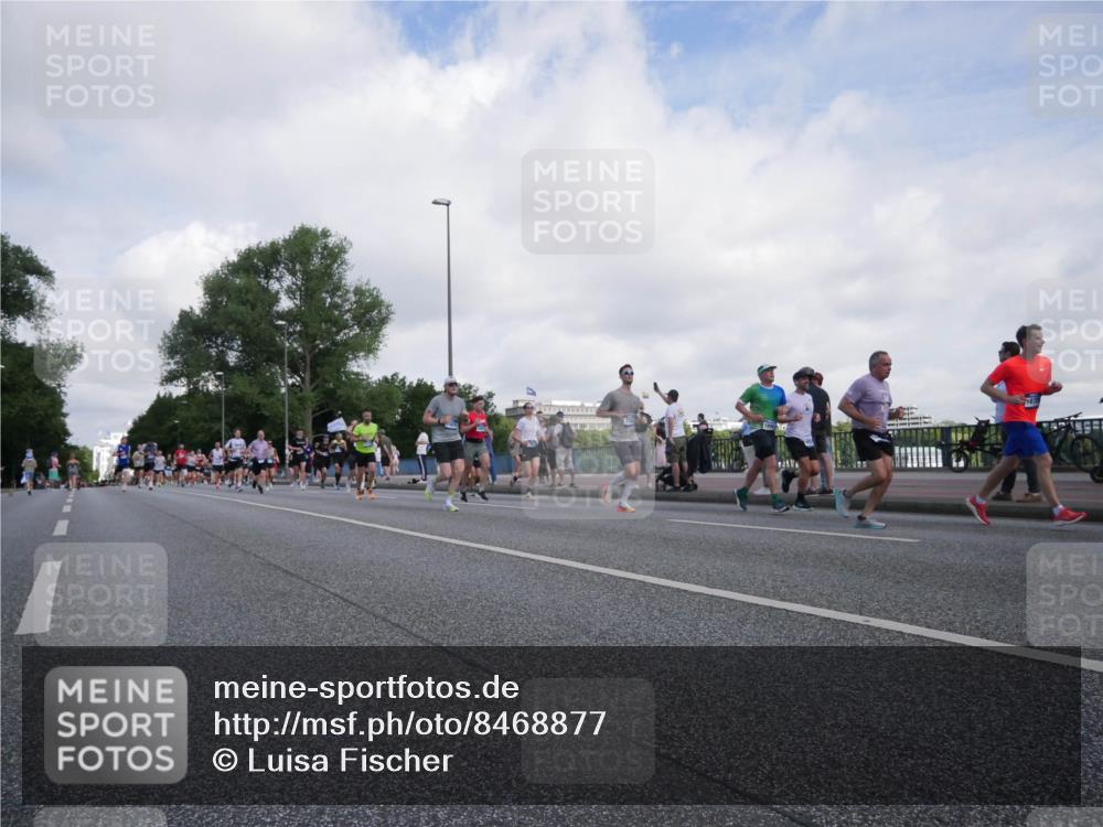 29.06.2025 - hella hamburg halbmarathon Luisa Fischer http://msf.ph/oto/8468877 29.06.2025 09:59:06 Kennedybrücke 1120, 1499, 1502, 2953, 4077, 4711, 5600, 5978, 7178, 7583, 7943, 9695, 9793 meine-sportfotos.de