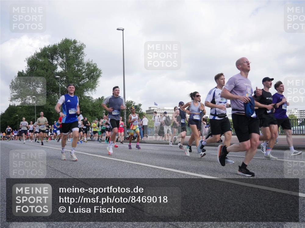 29.06.2025 - hella hamburg halbmarathon Luisa Fischer http://msf.ph/oto/8469018 29.06.2025 09:59:12 Kennedybrücke 17127, 17131, 1875, 1429, 1637, 108, 1499, 3256, 4077, 4404, 4711, 5482, 5600, 5978, 6511, 6512, 7178, 8335, 9638, 9695, 9793 meine-sportfotos.de