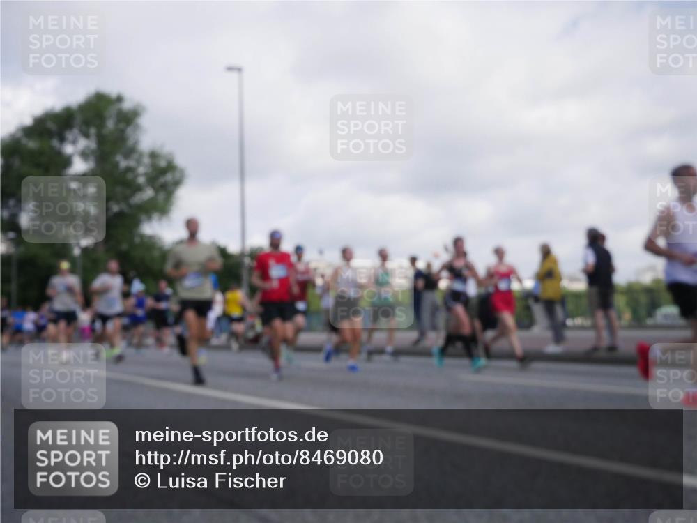 29.06.2025 - hella hamburg halbmarathon Luisa Fischer http://msf.ph/oto/8469080 29.06.2025 09:59:15 Kennedybrücke 1628, 2083, 3256, 4077, 4377, 4404, 4711, 5482, 5978, 6511, 6512, 8335, 8921, 9597, 9638, 9695 meine-sportfotos.de