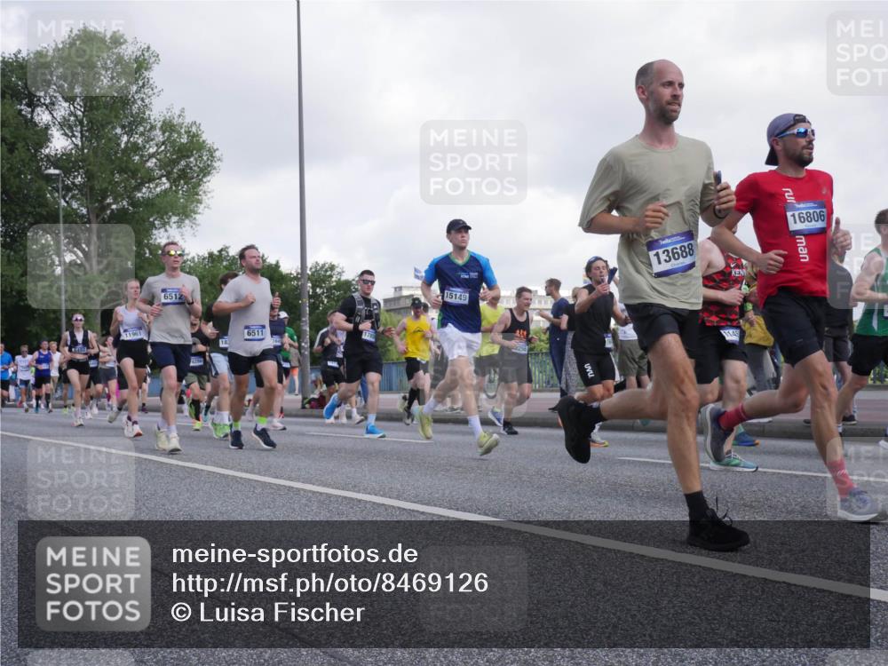 29.06.2025 - hella hamburg halbmarathon Luisa Fischer http://msf.ph/oto/8469126 29.06.2025 09:59:17 Kennedybrücke 11961, 6512, 4286, 18, 6511, 178, 15149, 3256, 13688, 1145, 16806, 1628, 2083, 3256, 4065, 4077, 4377, 4404, 4711, 5482, 6511, 6512, 8335, 8921, 9537, 9597, 9638, 9695 meine-sportfotos.de